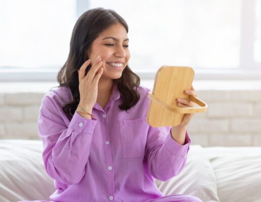 Tips for Healthy, Radiant Skin: America’s Holistic Plastic Surgeon & Moondust! 